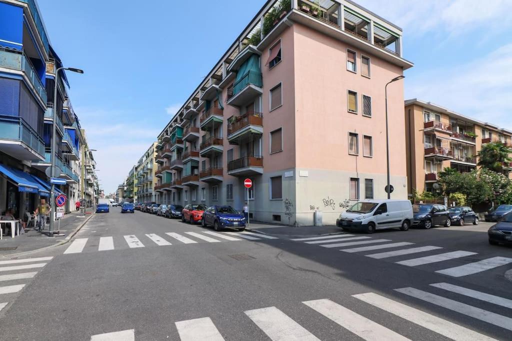 Appartement Primopiano - Astico à Milan Extérieur photo