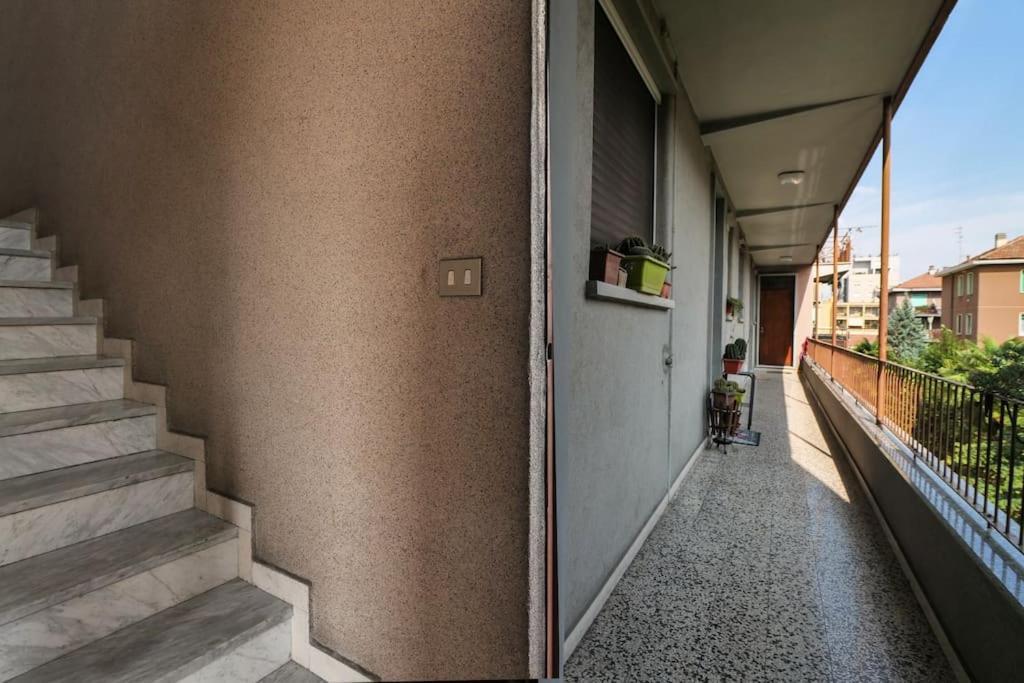 Appartement Primopiano - Astico à Milan Extérieur photo